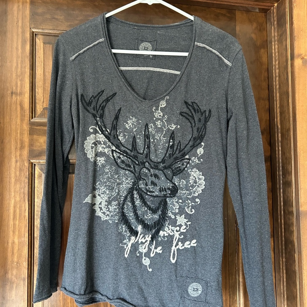 Double D Ranch Gray Deer Graphic Long Sleeve Top